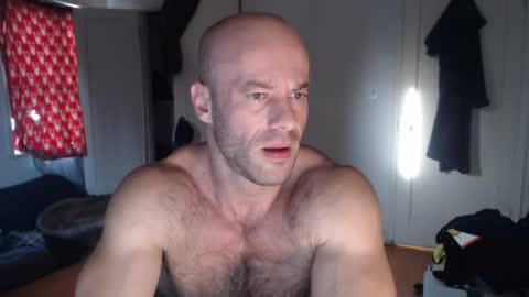 Snapshot of oregon87 chatting on 03.09.25 The Oregon Lumberjack online show from 03.09.25