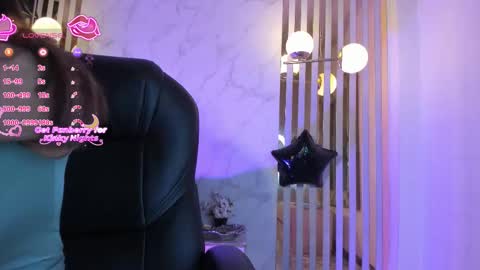 Snapshot of oriana_gh chatting on 01.17.26 oriana_gh online show from 01.17.26