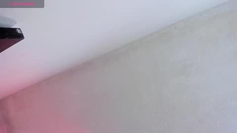 Miss Guzman  online show from 12.06.24