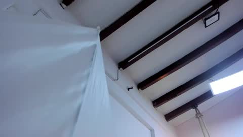 Miss Guzman  online show from 02.12.25