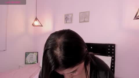 Miss Guzman  online show from 09.16.25