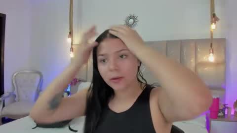 Snapshot of oriana_guzman chatting on 07.19.26 Miss Guzman online show from 07.19.26