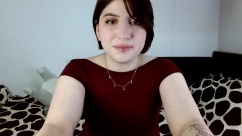 Snapshot of oriana_secret chatting on 06.15.26 Oriana online show from 06.15.26