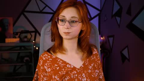 Orianna -  Hi Im into geek culture cosplay crafting LARP games. Shall we play DnD online show from 01.25.25