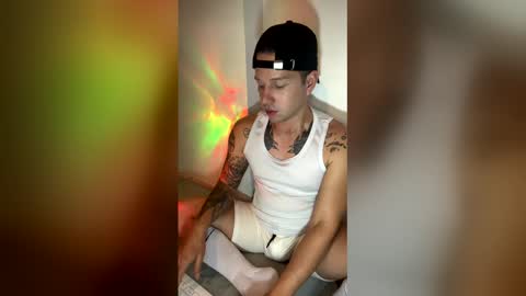 Snapshot of orienzo chatting on 03.16.26 Orienzo online show from 03.16.26