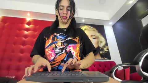 orion y perla online show from 02.18.25