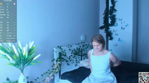 Snapshot of orivienne chatting on 04.26.26 Dolores online show from 04.26.26