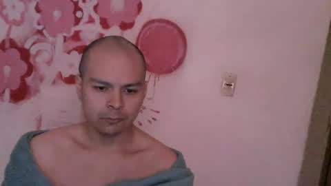 Snapshot of orlando_32 chatting on 01.19.25 Nico online show from 01.19.25