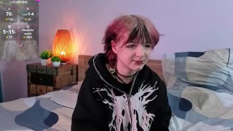 Snapshot of orvacurington chatting on 09.30.25 Ashley online show from 09.30.25