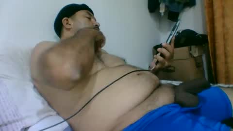 Snapshot of oscarjhe3512 chatting on 05.19.26 oscarjhe3512 online show from 05.19.26