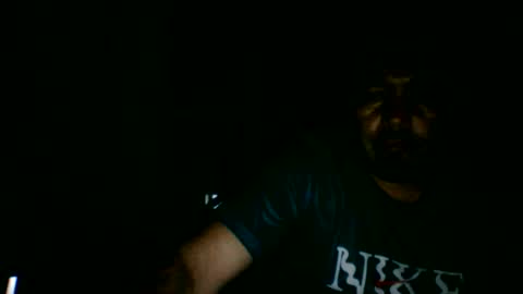 Snapshot of oscarjhe3512 chatting on 05.27.26 oscarjhe3512 online show from 05.27.26