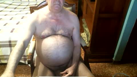 Snapshot of oscarw chatting on 02.28.26 Oscar online show from 02.28.26