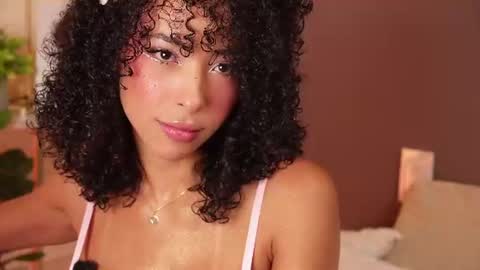 Snapshot of oshun_25 chatting on 07.23.26 Oshun online show from 07.23.26