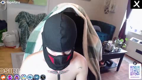 Snapshot of osirisbad chatting on 02.16.25 osirisbad online show from 02.16.25