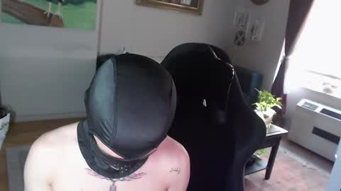 Snapshot of osirisbad chatting on 03.01.25 osirisbad online show from 03.01.25