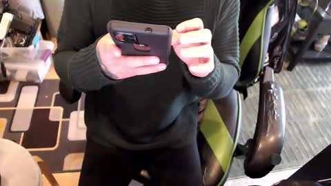 Snapshot of osirisbad chatting on 02.15.26 osirisbad online show from 02.15.26