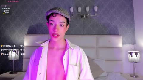 Osirismansour online show from 02.17.25