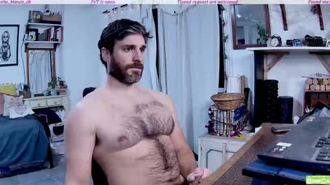 Snapshot of osito_blanco chatting on 05.12.26 Osito Blanco online show from 05.12.26