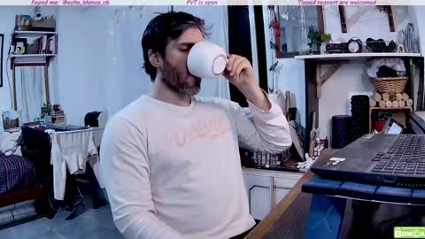 Snapshot of osito_blanco chatting on 05.26.26 Osito Blanco online show from 05.26.26
