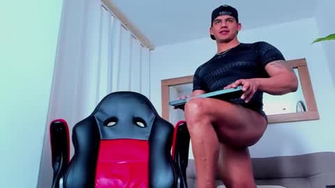 Oskar Ford NEW ACCOUNT online show from 03.04.25