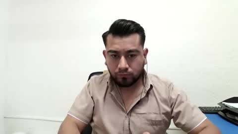 Snapshot of oskregal chatting on 02.18.26 oskregal online show from 02.18.26