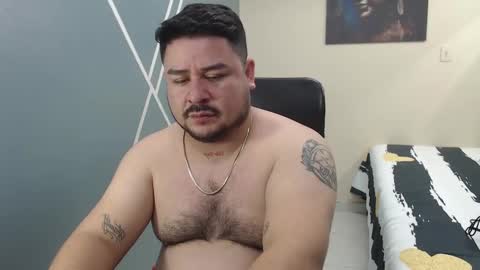 Snapshot of oso_gael chatting on 01.23.25 Bear Gael online show from 01.23.25