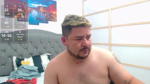 Snapshot of oso_gael chatting on 09.13.25 Bear Gael online show from 09.13.25