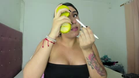 Snapshot of osoriomariaf chatting on 05.27.26 Maria online show from 05.27.26
