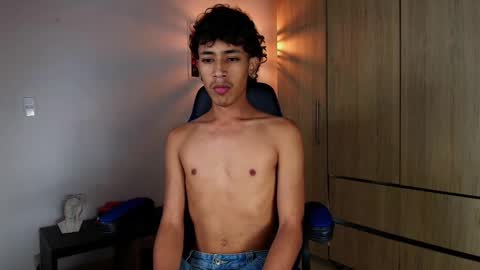 ostin 18hot online show from 02.12.25