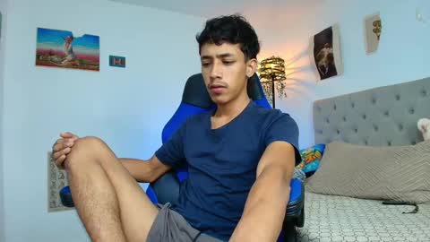 ostin 18hot online show from 11.26.25