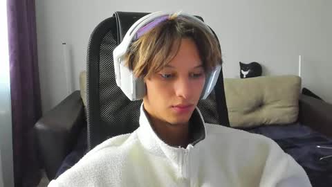 Ostin online show from 09.24.25