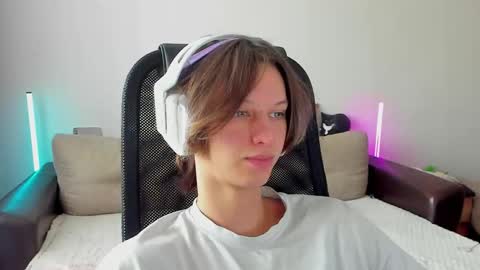 Snapshot of ostin_meoww chatting on 02.02.26 Ostin online show from 02.02.26