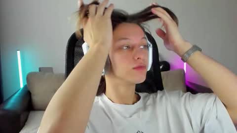 Snapshot of ostin_meoww chatting on 02.10.26 Ostin online show from 02.10.26