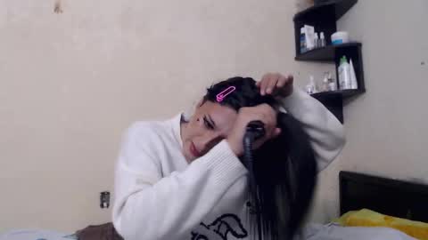 Snapshot of otakutransgurl chatting on 11.12.25 RACHEL CHOW online show from 11.12.25