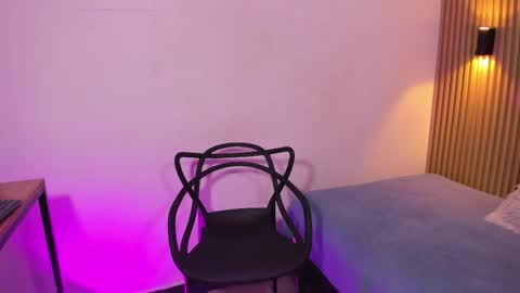 Otto Andrew online show from 03.25.26