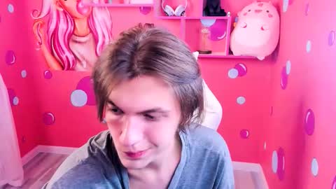 Snapshot of otto_williams chatting on 09.17.25 Otto online show from 09.17.25