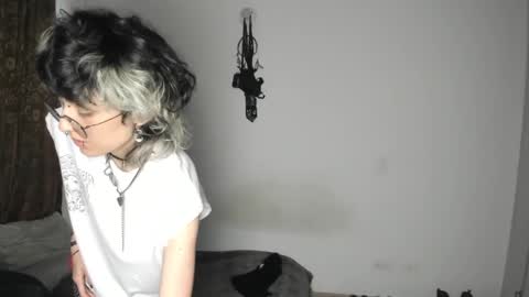 Otto 3 online show from 02.22.25