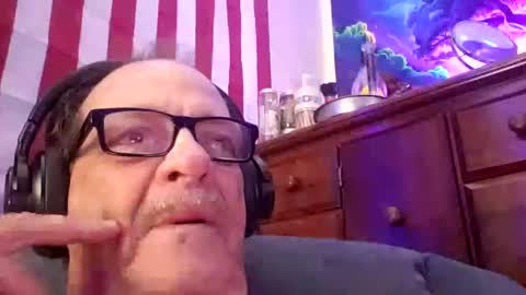 Snapshot of ou8124824 chatting on 10.21.25 ou8124824 online show from 10.21.25