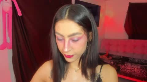Snapshot of ounla_sweet chatting on 05.26.26 ounla sweet online show from 05.26.26