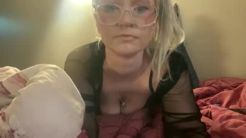 Snapshot of outback_goddess_ chatting on 05.30.26 outback_goddess_ online show from 05.30.26
