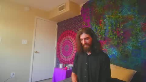 Overlordkrisis online show from 12.18.25