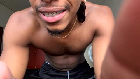 Snapshot of owen_222 chatting on 02.14.25 Owen online show from 02.14.25