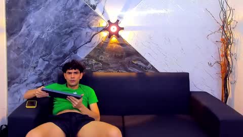 Snapshot of owen_mccarthy chatting on 01.25.25 owen_mccarthy online show from 01.25.25