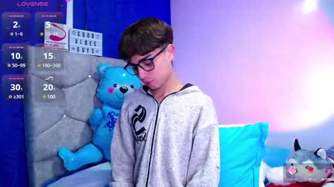 Snapshot of owenblue__ chatting on 12.05.24 Owen Independent model online show from 12.05.24