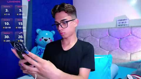 Snapshot of owenblue__ chatting on 02.13.25 Owen Independent model online show from 02.13.25