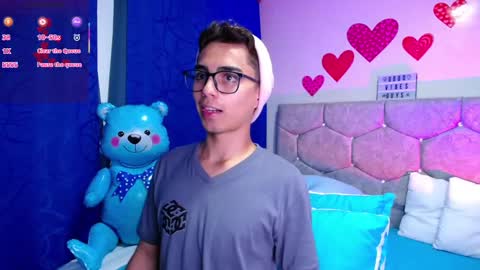 Snapshot of owenblue__ chatting on 02.18.25 Owen Independent model online show from 02.18.25