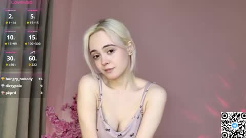 Snapshot of oxcy_live chatting on 05.01.26 Oxcy online show from 05.01.26
