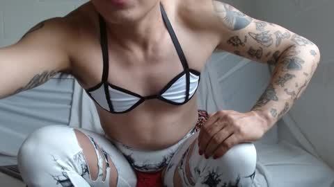 Jeannifer online show from 12.18.24