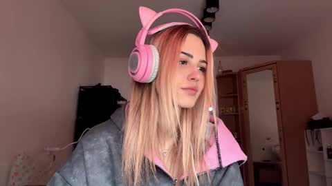 Eva online show from 02.10.26