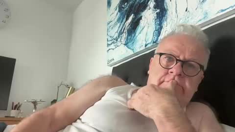 ozhairybearxxxx online show from 12.31.24